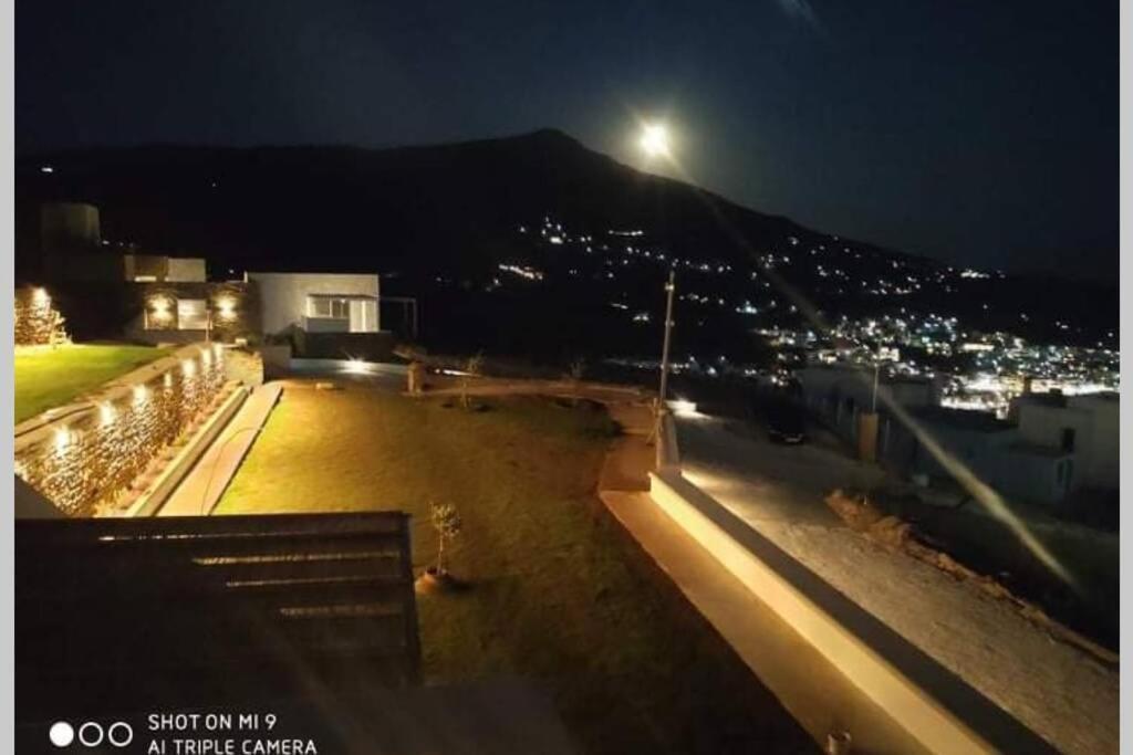 Eolia Luxury Suites Andros Mpatsi Esterno foto