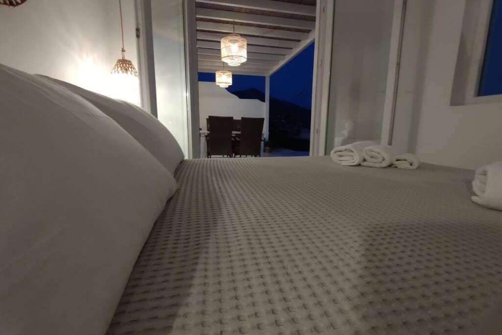Eolia Luxury Suites Andros Mpatsi Esterno foto