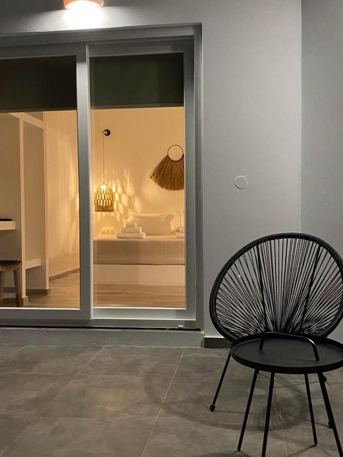 Eolia Luxury Suites Andros Mpatsi Esterno foto